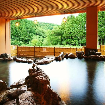 פוקושימה 土湯温泉 やすらぎの宿 向瀧旅館 מראה חיצוני תמונה